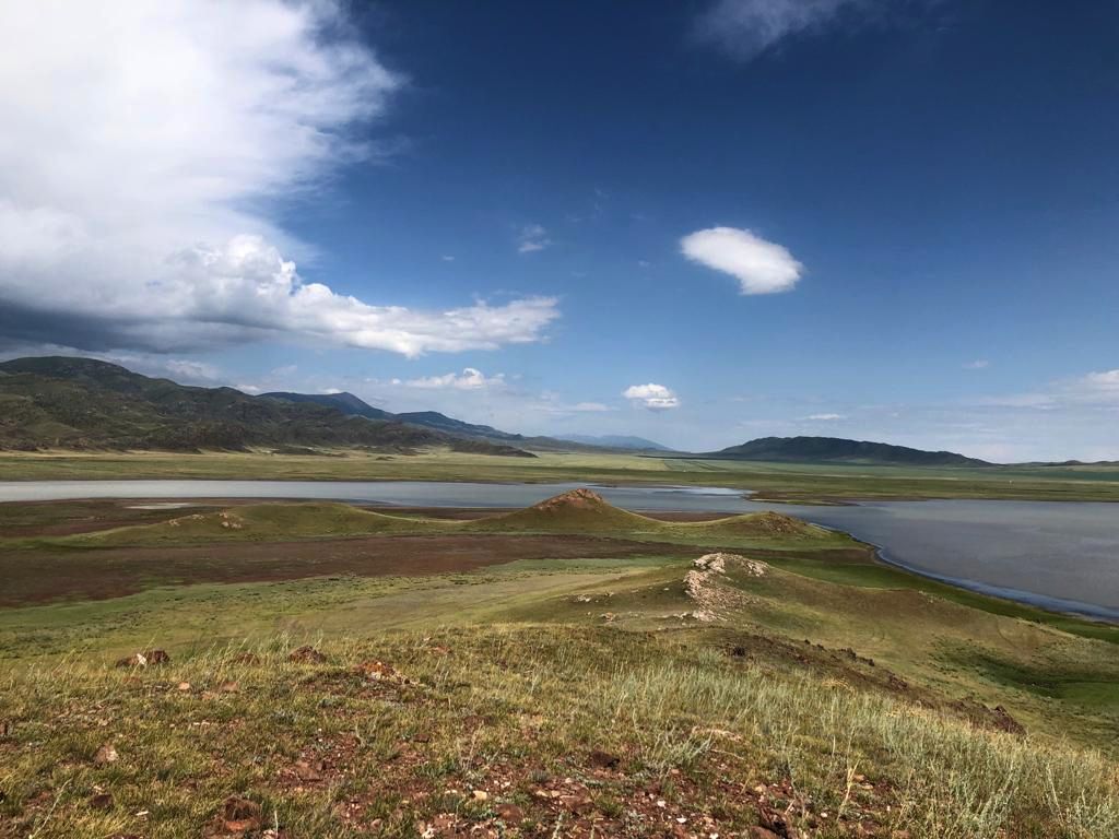 Tuzkol Lake